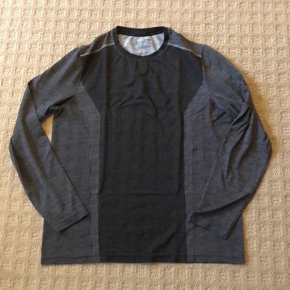 Under Armour Long Sleeve Lot - Picture 2 of 6